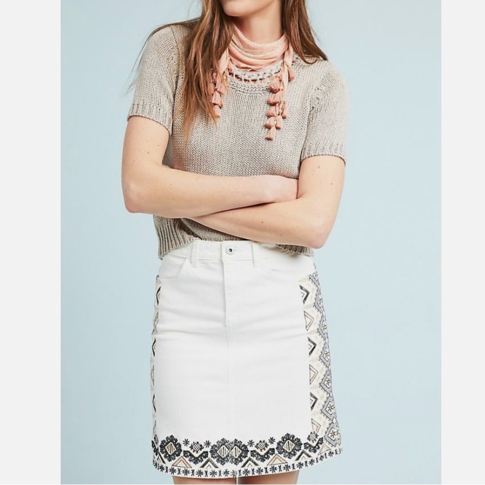 Anthropologie x Pilcro-White denim with black and tan embroidery.Size 6
